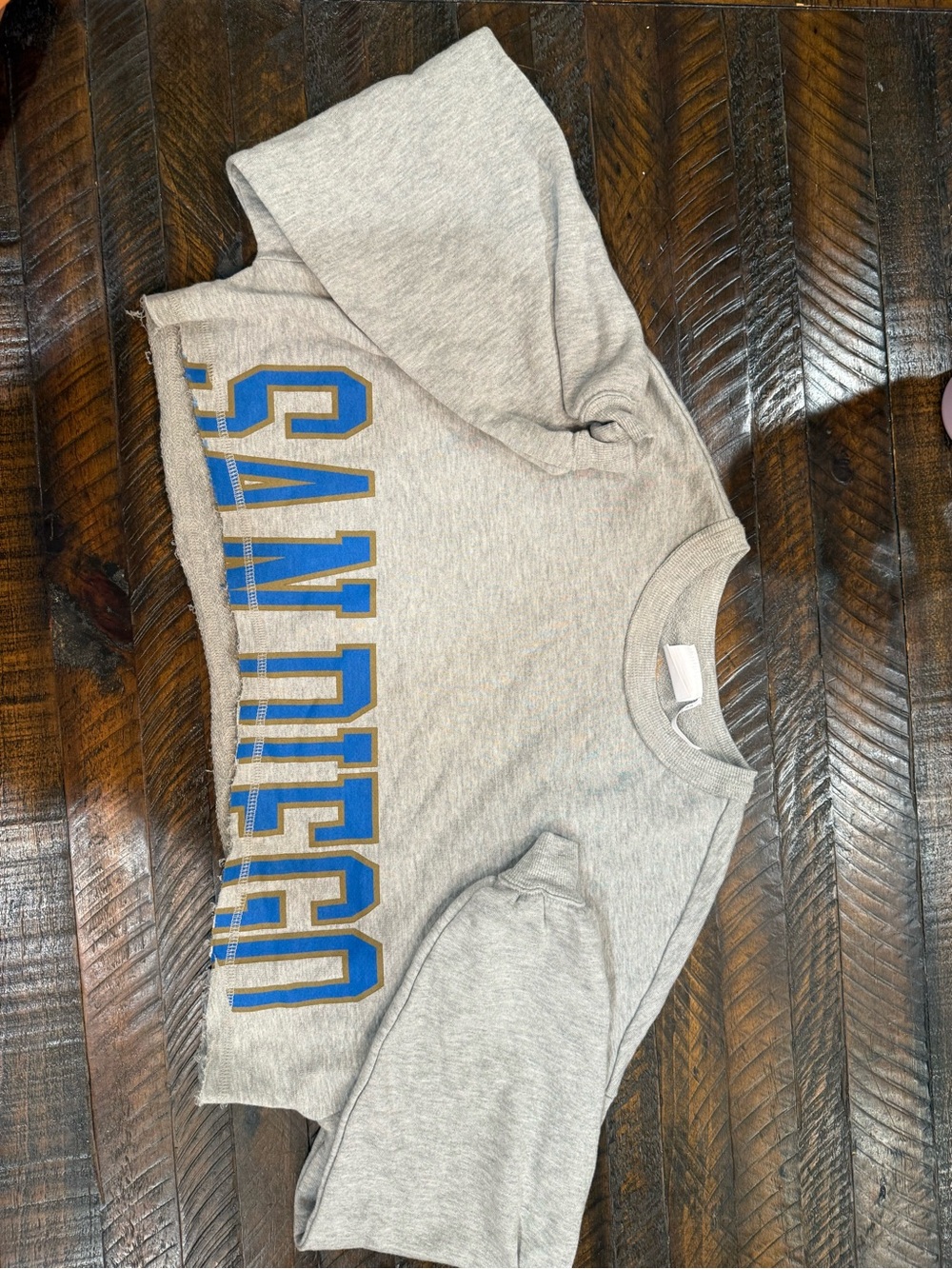 Light Gray Cropped sweatshirt, super light and soft.